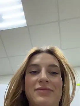 Snapshot of -AngelAri- chatting on 29, 12, 2024 -AngelAri- online show from 29, 12, 2024