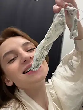 Snapshot of -AngelAri- chatting on 2, 3, 2025 -AngelAri- online show from 2, 3, 2025
