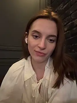Snapshot of -AngelAri- chatting on 5, 3, 2025 -AngelAri- online show from 5, 3, 2025