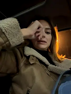 Snapshot of -AngelAri- chatting on 1, 10, 2025 -AngelAri- online show from 1, 10, 2025