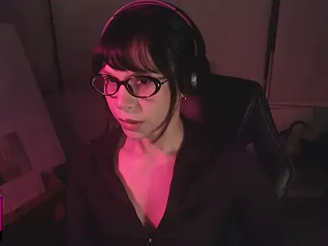 Snapshot of alien__show chatting on 30, 3, 2026 alien show online show from 30, 3, 2026