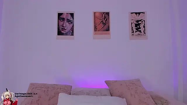 Moonlight1002 online show from 30, 11, 2025