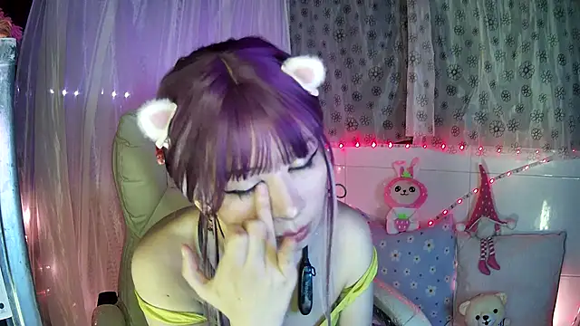 Haru Queenn online show from 6, 3, 2025