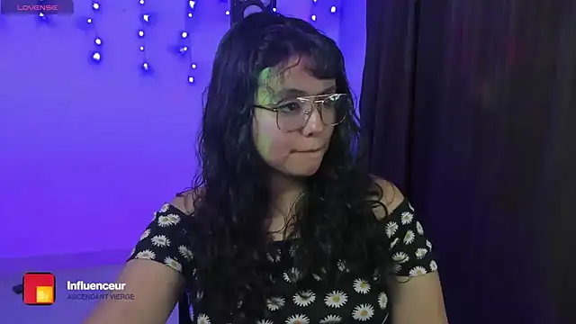 Snapshot of mary_diaz1 chatting on 8, 3, 2025 mary diaz1 online show from 8, 3, 2025