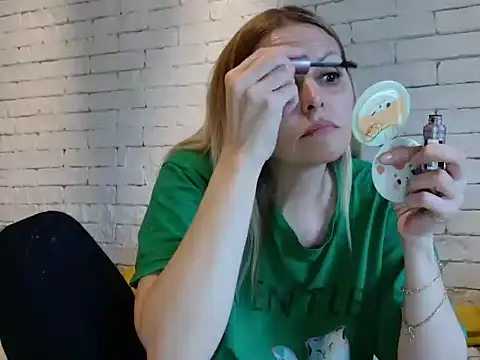 Snapshot of Angel_girllovemy chatting on 16, 12, 2025 Angel girllovemy online show from 16, 12, 2025