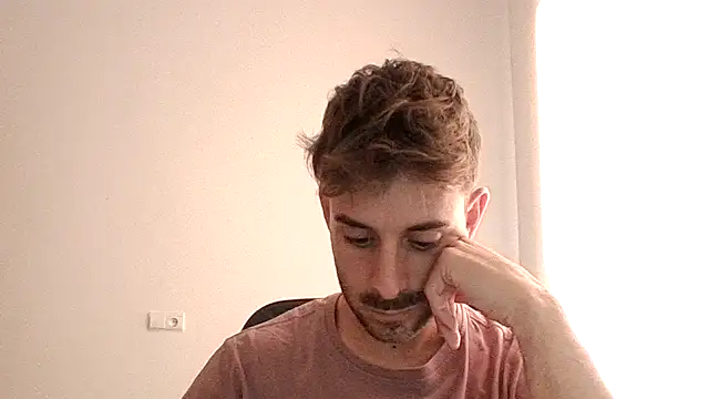 Snapshot of vargas90 chatting on 25, 9, 2025 vargas90 online show from 25, 9, 2025