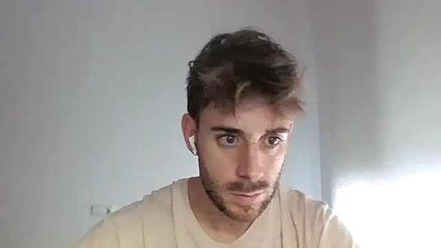 Snapshot of vargas90 chatting on 22, 10, 2025 vargas90 online show from 22, 10, 2025