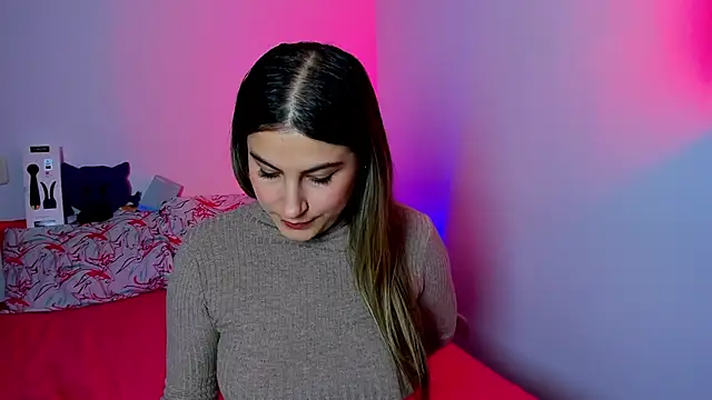 amelie collins online show from 6, 3, 2025