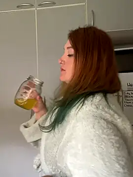 Snapshot of Demure_Whore chatting on 6, 10, 2025 Demure Whore online show from 6, 10, 2025