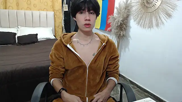 Snapshot of Elio-cam chatting on 15, 7, 2026 Elio-cam online show from 15, 7, 2026