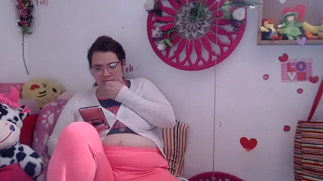 karlythothxh online show from 8, 9, 2025