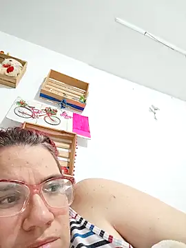 Snapshot of karlythoth@xh chatting on 19, 3, 2026 karlythothxh online show from 19, 3, 2026