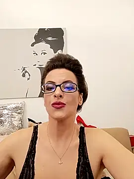 Snapshot of RebeccaNoble chatting on 5, 3, 2026 RebeccaNoble online show from 5, 3, 2026