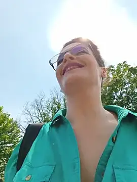 RebeccaNoble online show from 27, 6, 2026