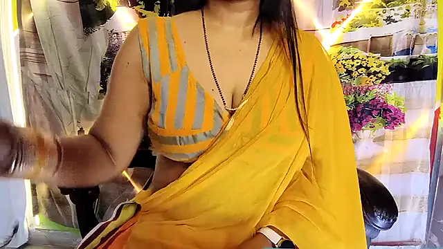 Snapshot of MAN-MOHINI-21 chatting on 15, 10, 2025 MAN-MOHINI-21 online show from 15, 10, 2025