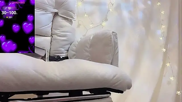 Snapshot of Tw_Zoella chatting on 28, 3, 2026 Tw Zoella online show from 28, 3, 2026