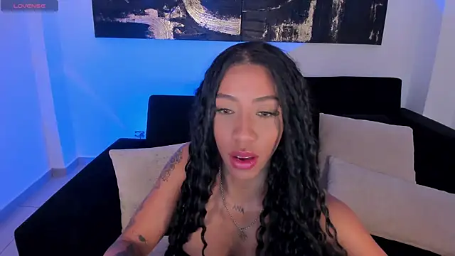 LindseyCox online show from 6, 2, 2025