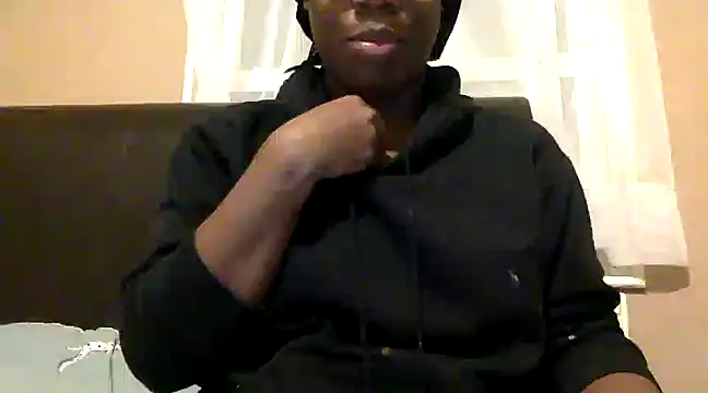 Snapshot of blacksexybeauty31 chatting on 10, 2, 2025 blacksexybeauty31 online show from 10, 2, 2025
