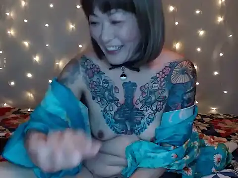 Snapshot of Megumi81 chatting on 13, 3, 2025 Megumi81 online show from 13, 3, 2025