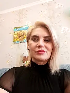 Snapshot of JennyOMay chatting on 13, 2, 2025 JennyOMay online show from 13, 2, 2025