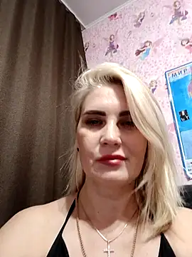 Snapshot of JennyOMay chatting on 3, 11, 2025 JennyOMay online show from 3, 11, 2025