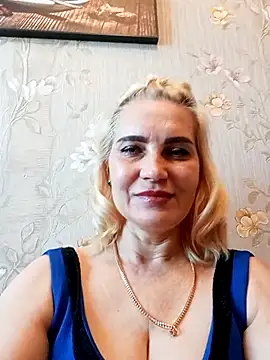 Snapshot of JennyOMay chatting on 24, 4, 2026 JennyOMay online show from 24, 4, 2026
