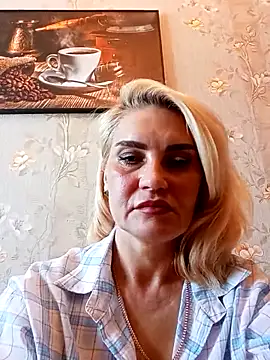 Snapshot of JennyOMay chatting on 27, 4, 2026 JennyOMay online show from 27, 4, 2026