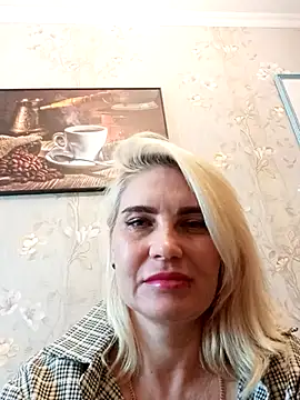 Snapshot of JennyOMay chatting on 10, 5, 2026 JennyOMay online show from 10, 5, 2026