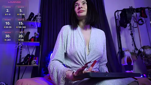 CyberXGoddess online show from 19, 12, 2024