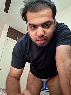 kaustubh45 online show from 10, 12, 2024