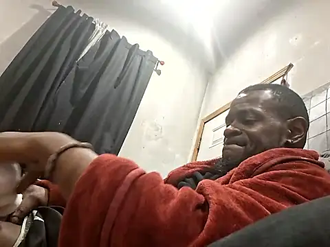 Maculine Stayr online show from 1, 3, 2026