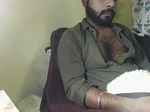Snapshot of SHENOY3 chatting on 10, 12, 2024 SHENOY3 online show from 10, 12, 2024