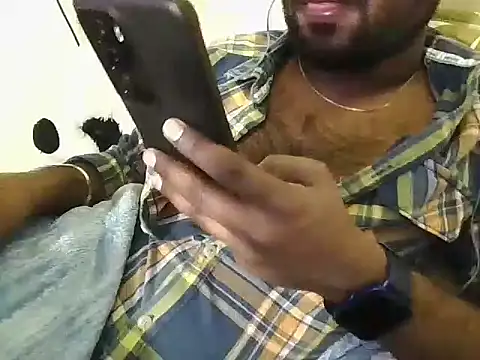 Snapshot of SHENOY3 chatting on 31, 1, 2025 SHENOY3 online show from 31, 1, 2025