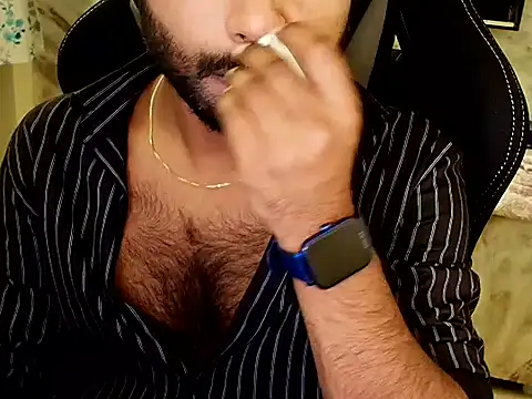 Snapshot of SHENOY3 chatting on 2, 10, 2025 SHENOY3 online show from 2, 10, 2025