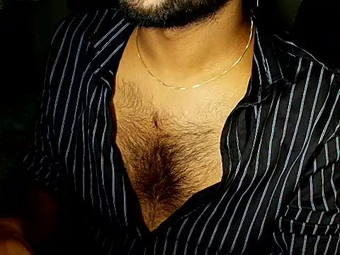 Snapshot of SHENOY3 chatting on 4, 10, 2025 SHENOY3 online show from 4, 10, 2025