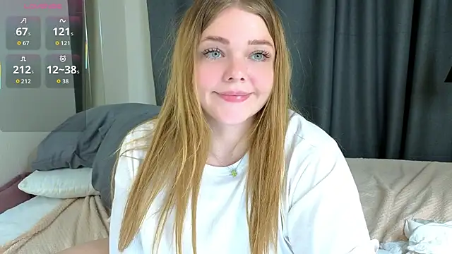 Snapshot of Tori_cat chatting on 8, 7, 2026 Tori cat online show from 8, 7, 2026