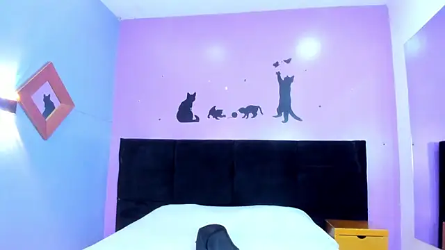 Shanon mature online show from 7, 3, 2026