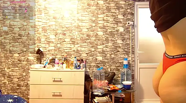 Snapshot of _Mari____ chatting on 31, 1, 2025  Mari     online show from 31, 1, 2025