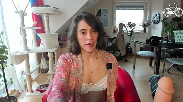 tinny williams online show from 11, 3, 2026