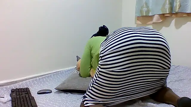 sweetelle09 online show from 19, 4, 2026