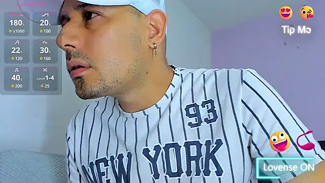 jhonyalzate2 online show from 23, 12, 2024