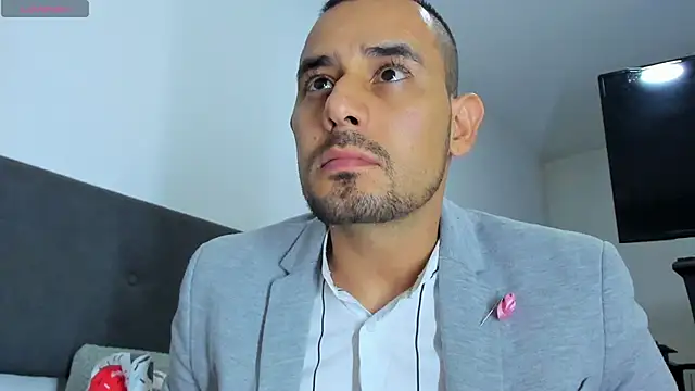 jhonyalzate2 online show from 3, 3, 2025