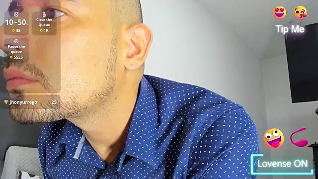 jhonyalzate2 online show from 18, 3, 2025