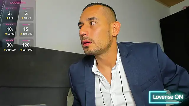 jhonyalzate2 online show from 12, 2, 2026