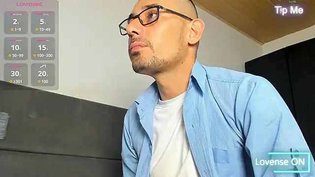 jhonyalzate2 online show from 22, 5, 2026