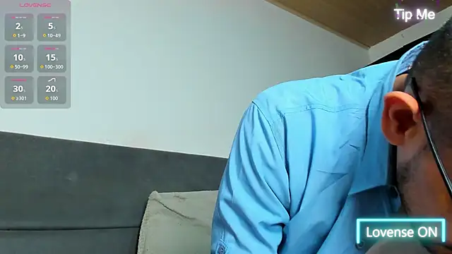 Snapshot of jhonyalzate2 chatting on 17, 6, 2026 jhonyalzate2 online show from 17, 6, 2026