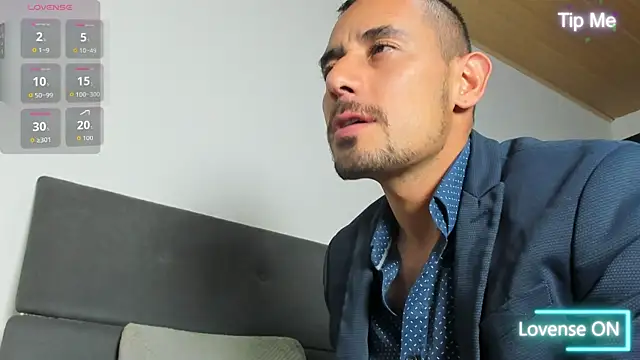 Snapshot of jhonyalzate2 chatting on 19, 6, 2026 jhonyalzate2 online show from 19, 6, 2026