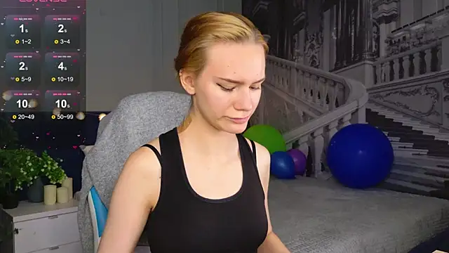 Snapshot of Ramona___ chatting on 28, 9, 2025 Ramona    online show from 28, 9, 2025