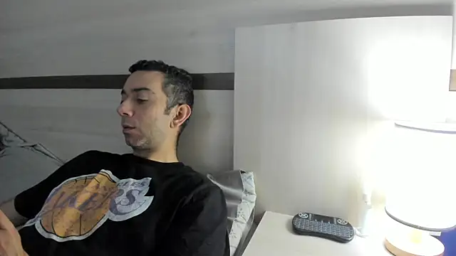 funcouple1985 online show from 12, 3, 2025