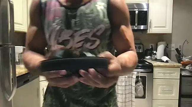 BigGuyMuscle online show from 14, 2, 2025